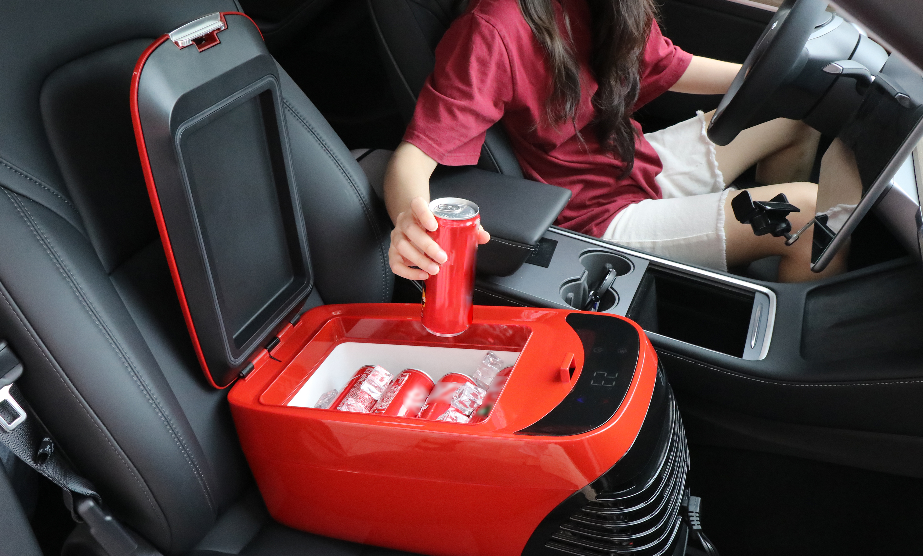 What is the difference between Colku’s car refrigerator and  cooler？